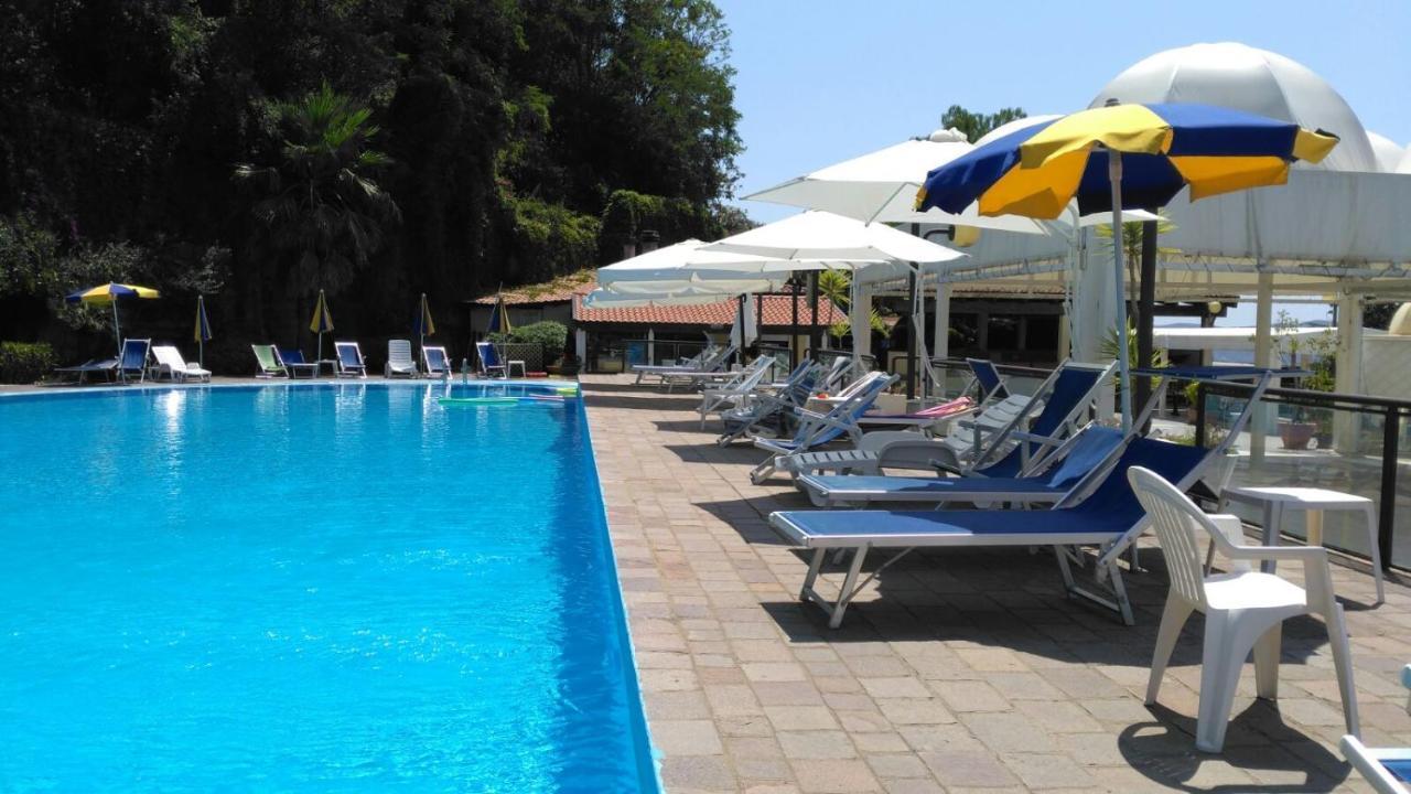 Le Terrazze Aparthotel Agropoli Ngoại thất bức ảnh